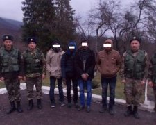 Не дошли в ЕС: нелегалы из Шри-Ланки отморозились в Закарпатье