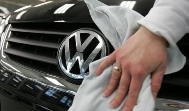 Швейцарія призупиняє продажі автомобілів Volkswagen