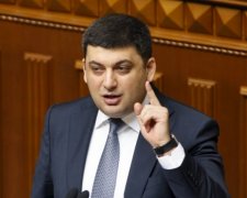 У соцмережах здивувалися набожністю Гройсмана