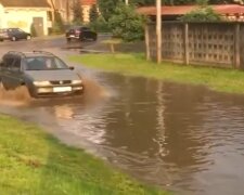 Мукачево у воді, скріншот: YouTube