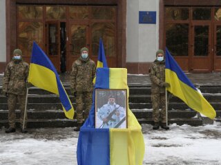 Прощання з військовим, фото: Полтавська ОДА