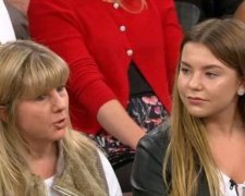 Австралійка ощасливила доньку-школярку пластичною операцією