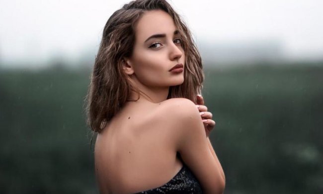 Большая или маленькая: какую грудь любят разные мужчины