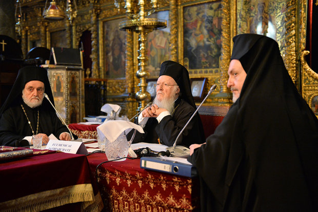Синод у Стамбулі: екзархи розчулили словами про Україну