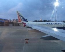 У "Жулянах" приземлився загадковий російський літак (фото)