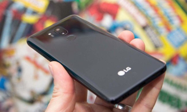 Дисплеи LG G8 научат разговаривать