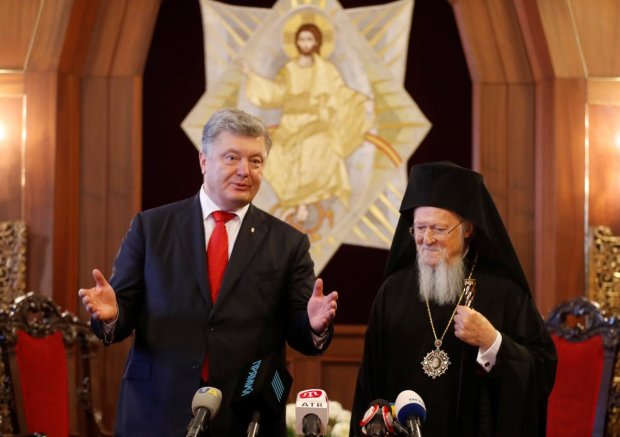 Варфоломей честно признался во взятке от Порошенко: "валюта" вас удивит