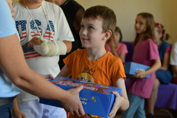 Подарки детям