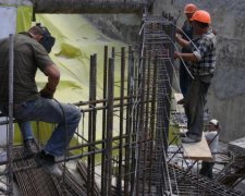 Польщі на благо: як заробітчани нищать Україну