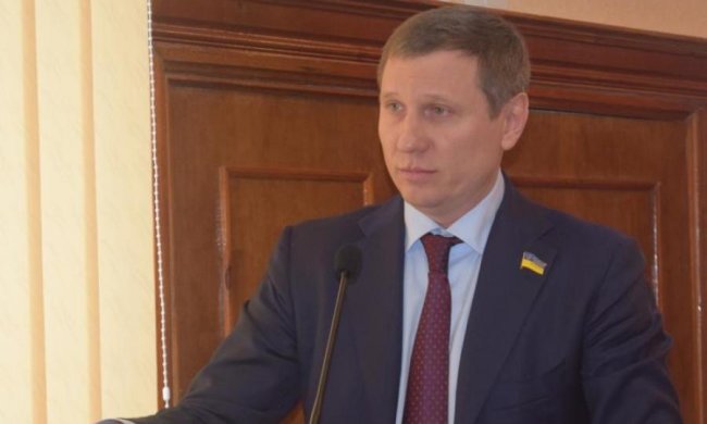 Ями як могили та царське полювання: політик вказав на огидну роботу губернатора Гарбуза  