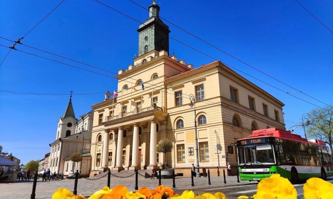 Український прапор знято з мерії Любліна