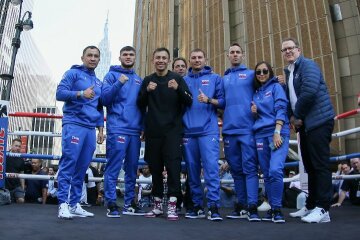 Геннадій Головкін з командою, Boxing Scene