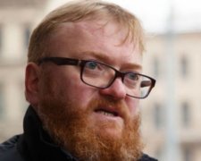 Депутат Держдуми Мілонов особисто привіз бойовикам техніку