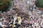 Довге очікування, заборона на зйомку і дика тиснява: як пройшла Хресна хода в Києві