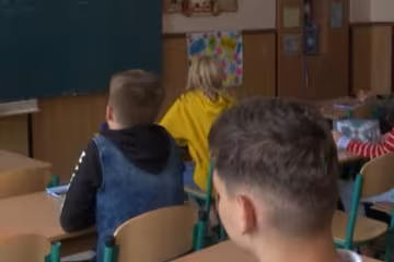 Школа, фото: скріншот із відео