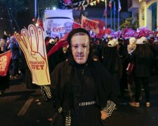 Тисячі турків пройшлися з каструлями проти Ердогана, - фото