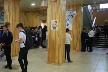 Днепряне провожают в последний путь учительницу с большой буквы: "Светлая память"