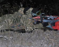 Українські снайпери вчились стріляти по цілях у темряві (фото)