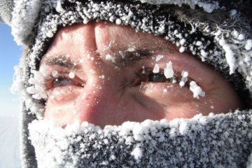 Лютий мороз до -30 добереться до України: які області у зоні ризику
