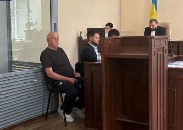 ЗМІ: Активісти «не помічають», що батько затриманого НАБУшника чекає приходу путіна і підтримує рф