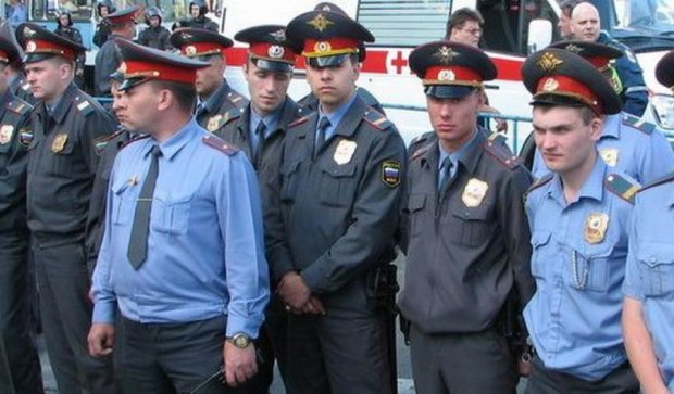В российском Дагестане пьяный водитель сбил трех полицейских