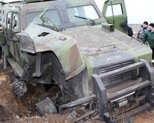 Український броньовик Козак-2 підірвали на міні на польових випробуваннях