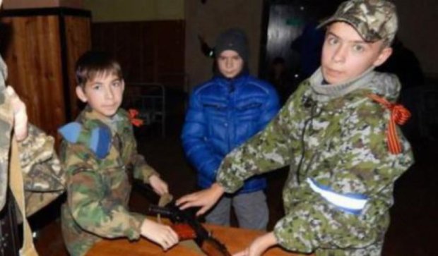 Бойовики "ДНР" приймають до своїх загонів дітей– ОБСЄ