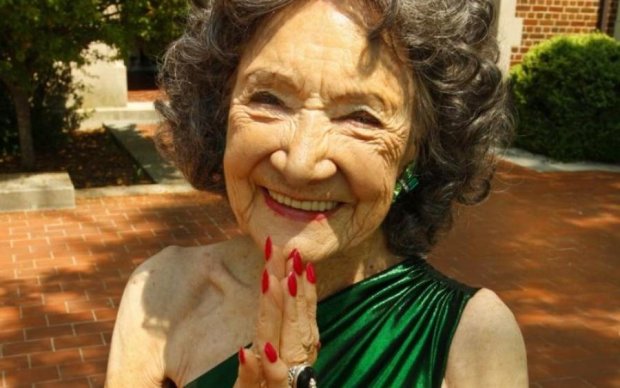 Прожить до 100: старейшая женщина мира раскрыла свою тайну