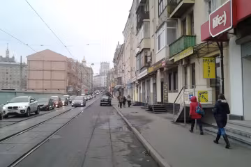 "Мама, я его люблю": харьковскую школьницу вернули домой в слезах, сбежала к парню в другой город