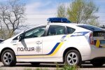 Накоматозились до втрати пульсу: у Дніпрі біля школи знайшли два трупи в ковдрах