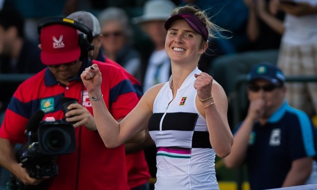 Элина Свитолина обыграла Эшли Барти и вышла в четвертьфинал Индиан-Уэллса