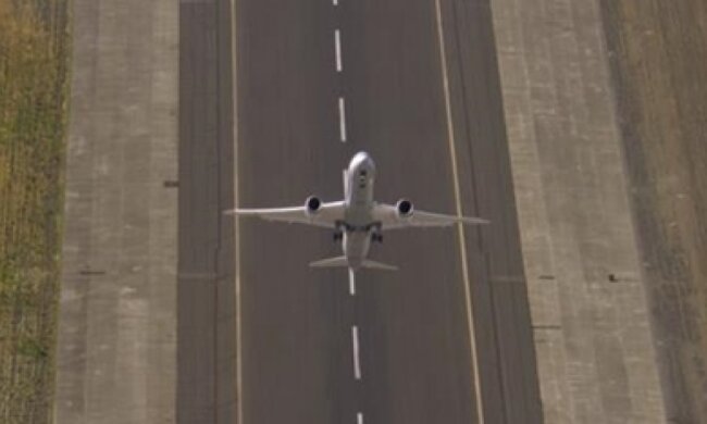 "Боінг" шокував можливостями пасажирського літака