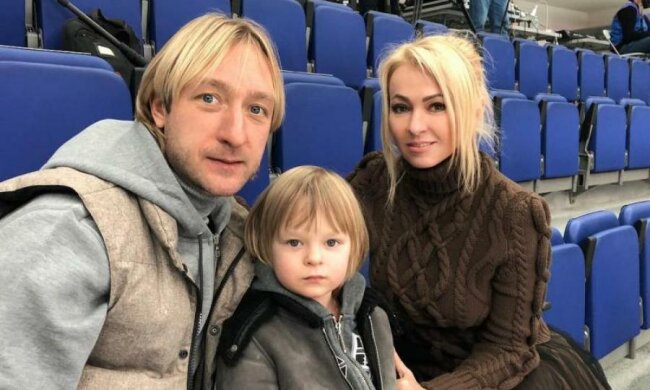 Темна кімната, ремінь та вампіри: син Рудковської розповів про жорстокі покарання