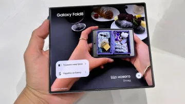 Samsung Galaxy Z Fold 8 vs Apple