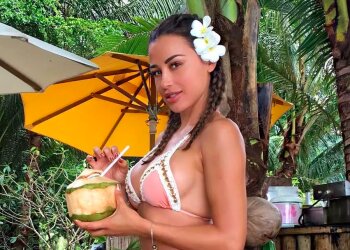 Ана Чері, instagram.com/anacheri/