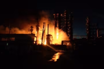 На заводе Ахметова взорвали базу террористов