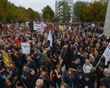 Колишній прем'єр підлив вогню в українсько-польський скандал