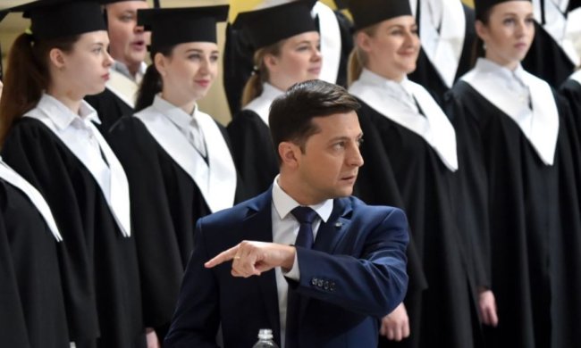 Головне за ніч: попередження від Зеленського, звернення Епіфанія та угорська "автономія Йоббіка" на Закарпатті