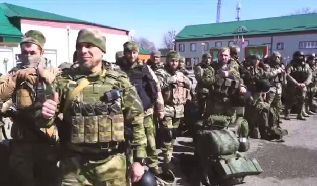 Кадыров отправил в Украину новых солдат на "буханках": "Армия великой и могучей"