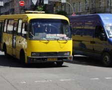 Смерть заглянула в глаза: киевские маршрутчики оценили жизнь пассажирки в 6 гривен