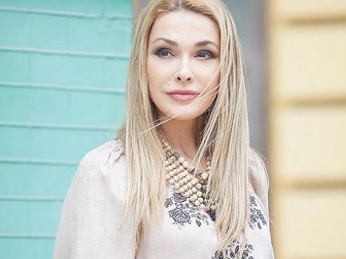 Желіде жас әйелдермен егде жастағы лесбиянкалардың порно видеолары Белладонна порно фильмін онлайн көріңіз