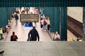 Метро, укриття, фото з соцмереж