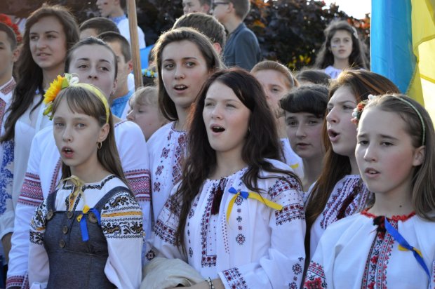 Ради этого стоит жить: маленькие украинцы перепели Гимн, гордость через край