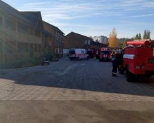 У Житомирі сталася пожежа у готельному комплексі "Хвиля" (фото)