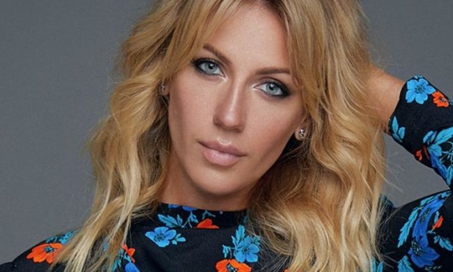Нікітюк спокусила Instagram голим животиком: Джессіка Паркер відпочиває