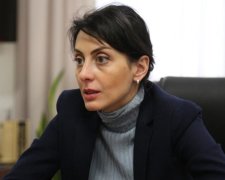 Водіям заборонять виходити з машини при копах
