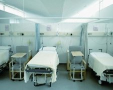 В лікарнях скорочують ліжко-місця