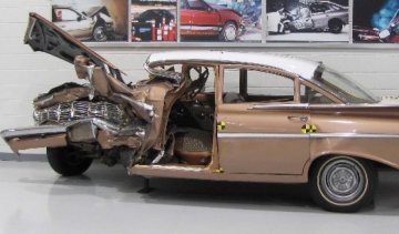 Краш-тест  Chevrolet: модель 2009 року проти  моделі 1959 (фото, відео)
