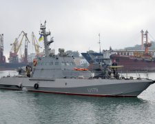 Возле Азовского моря засекли российскую военную технику, Украина готова к атаке в любой момент