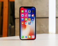 iOS 12.1.4 ламає смартфони